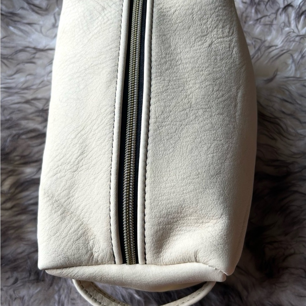 Elegant Cream Leather Women's Bag